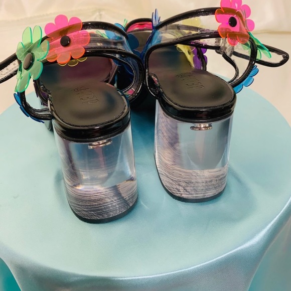 SOLD DELIA’S by Dollskill platform sandals - Picture 4 of 4